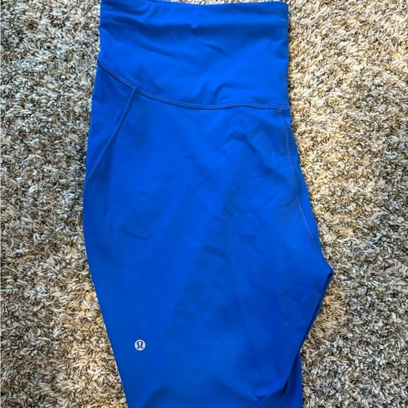 Lululemon High Rise 8" Short - Picture 5 of 5